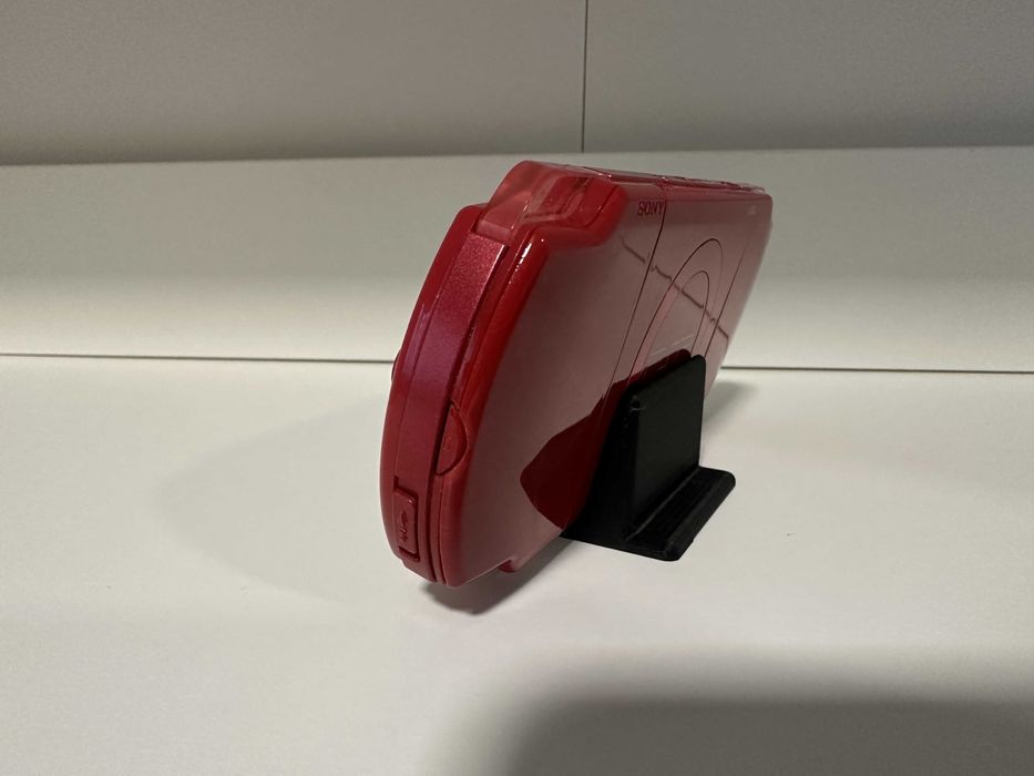 Sony PSP 2000 Deep Red Modata (plus accesorii)
