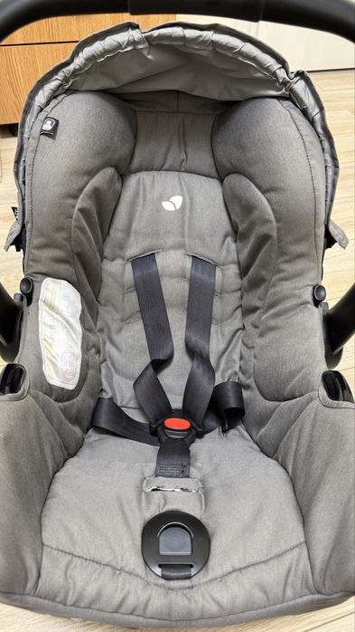 Scoica auto Joie de la bebelusi pana la 13 KG