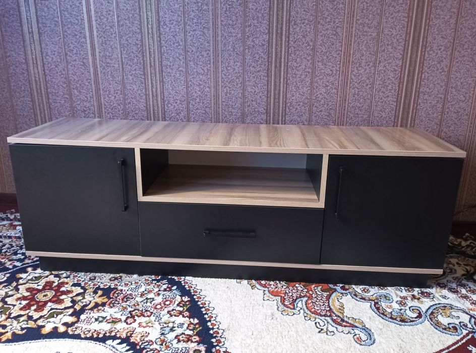 Подставка для телевизора