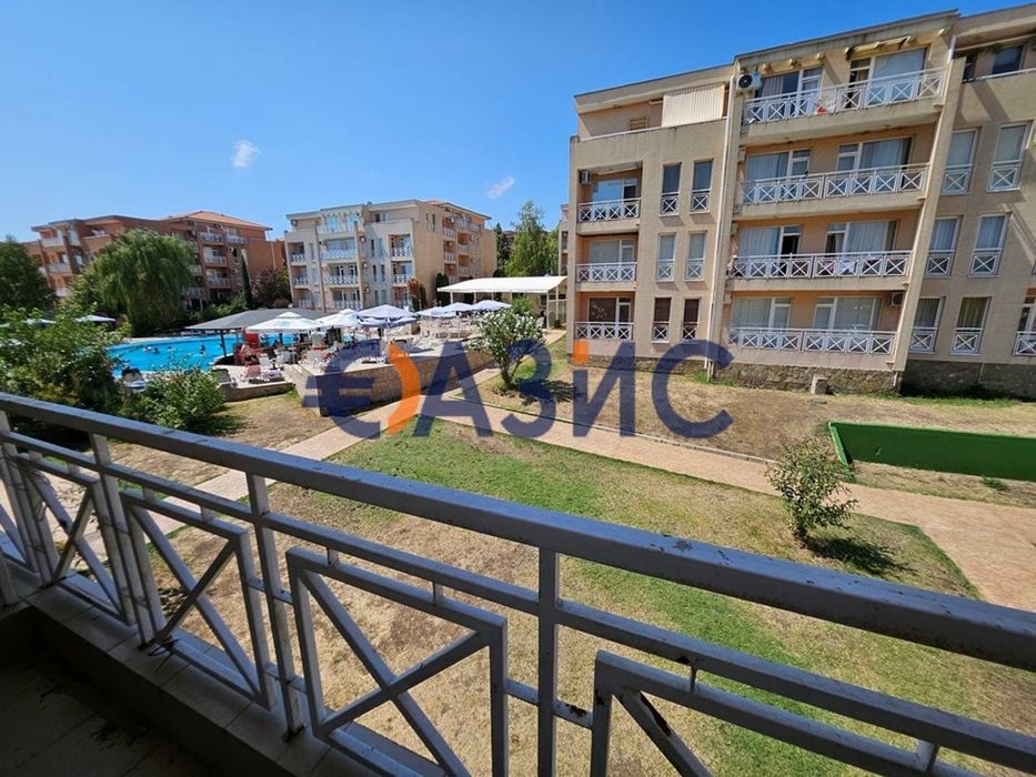 Продава се Двустаен апартамент в к.к. Слънчев бряг - 42 кв.м за 905 €/кв.м - Снимка #9