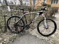 Bicicleta Cube carbon gtc 26"