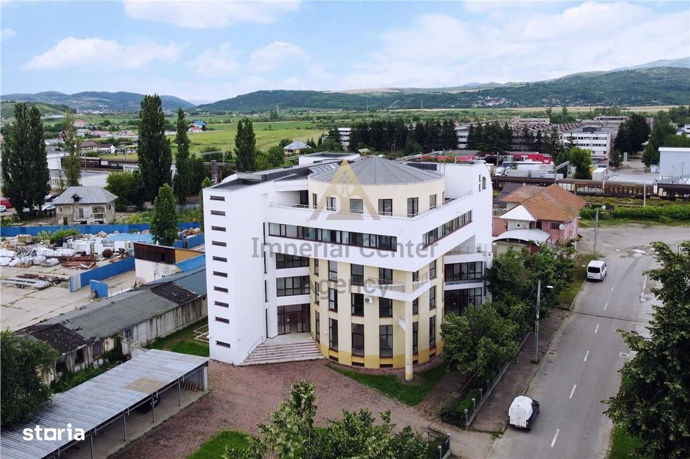 Proprietate de amploare cu poten?ial imens de vanzare in ONESTI - SPIT