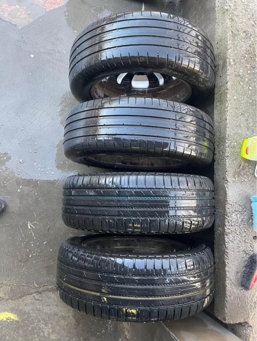 Джанти с летни гуми Dunlop 225/55, за Hyundai 5x114,3 18 цола