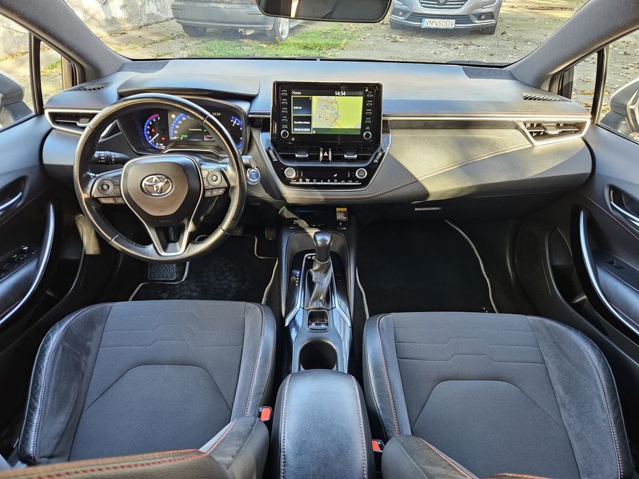 Toyota Corolla Touring Hybrid