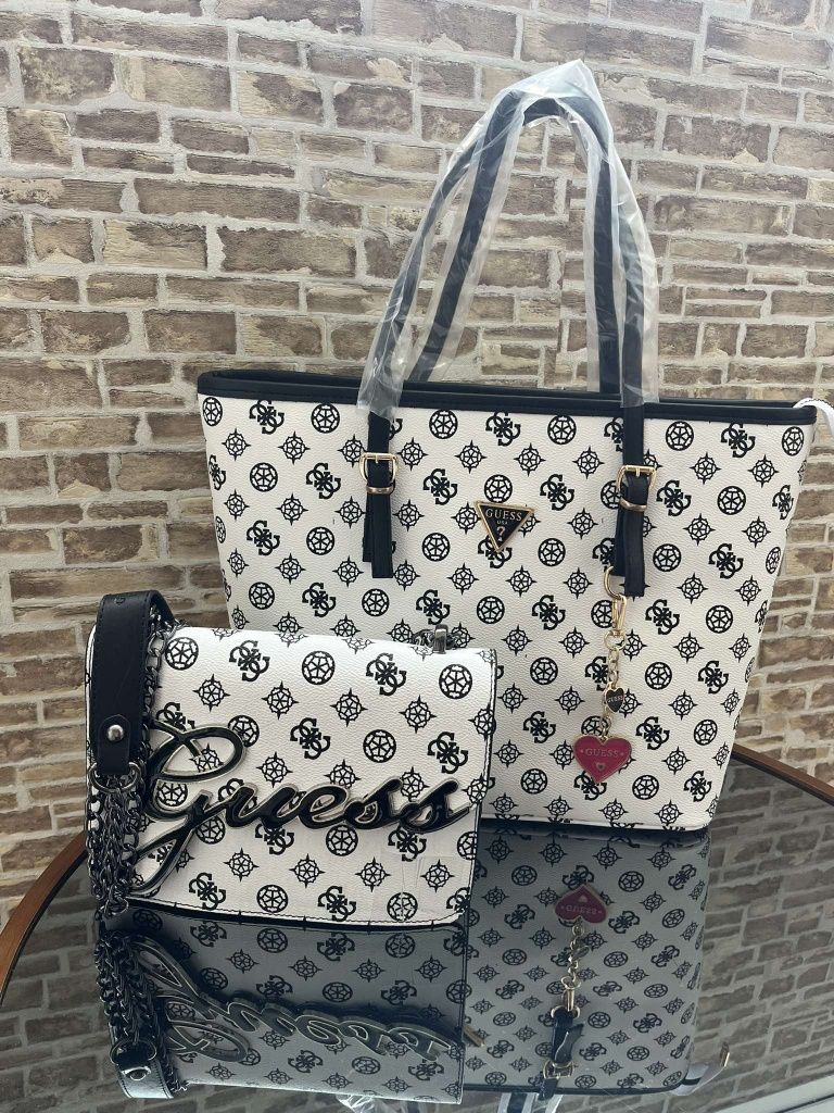 Guess различни модела в различни цветове