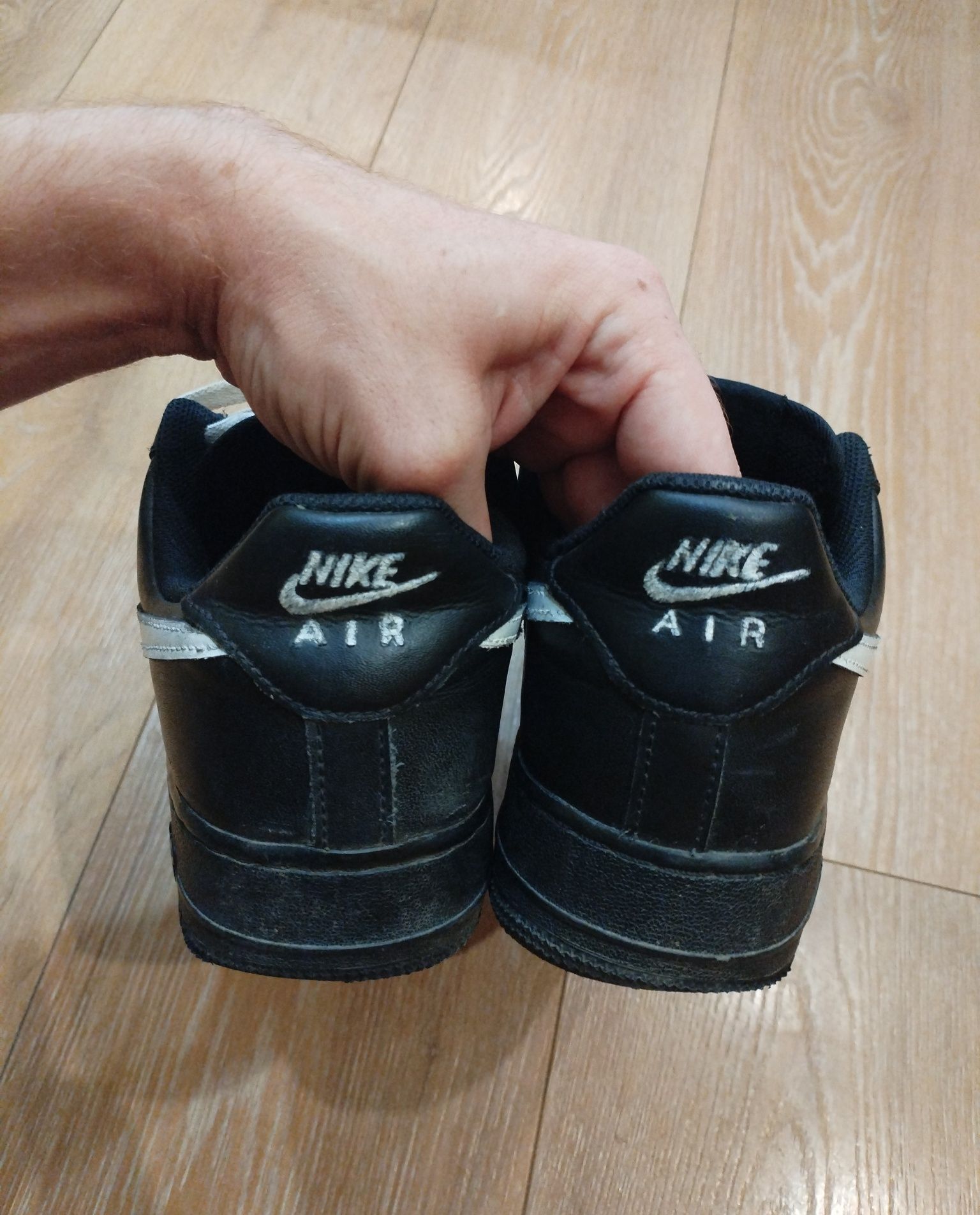 Nike air force triple black маратонки оригинален