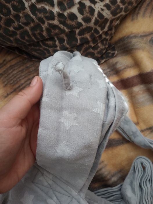 Love carry Мей тай слинг, изцяло памучен плат сив на звезди