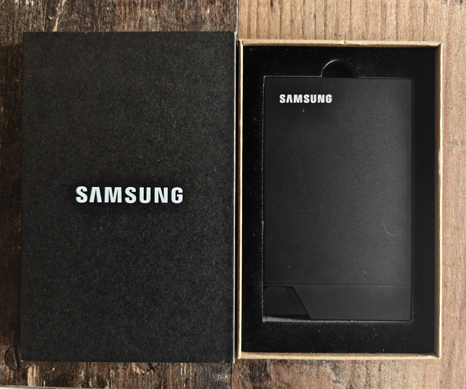 Card holder Samsung с RFiD защита / кардхолдер
