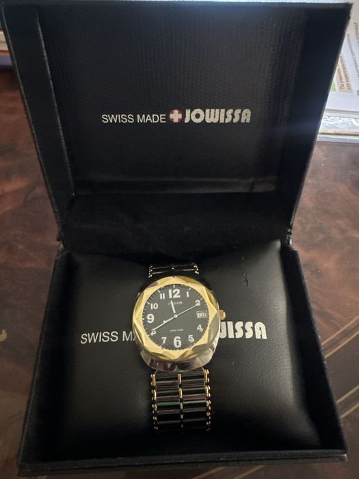 Продам часы