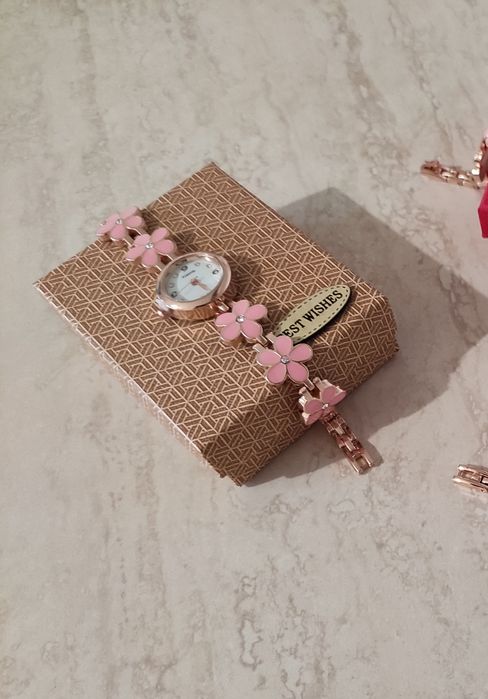 Гривна Тип Часовник / Дамски