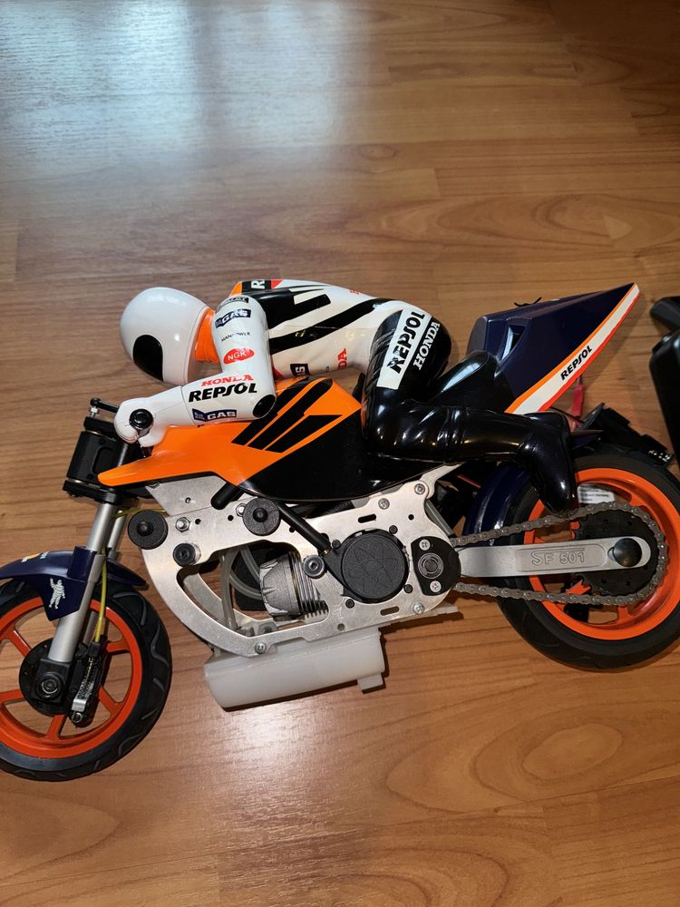 Motomodel 1:5 nitro RC Nouva Faor SF601. Noua, motor nepornit.