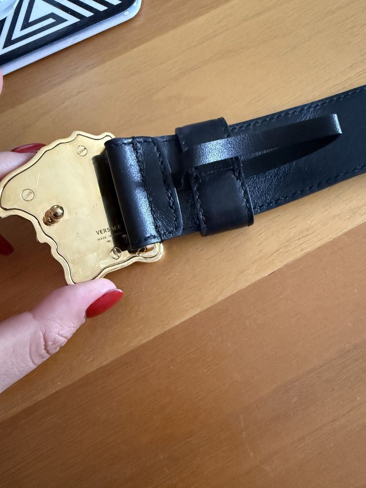 Оригинален колан Versace