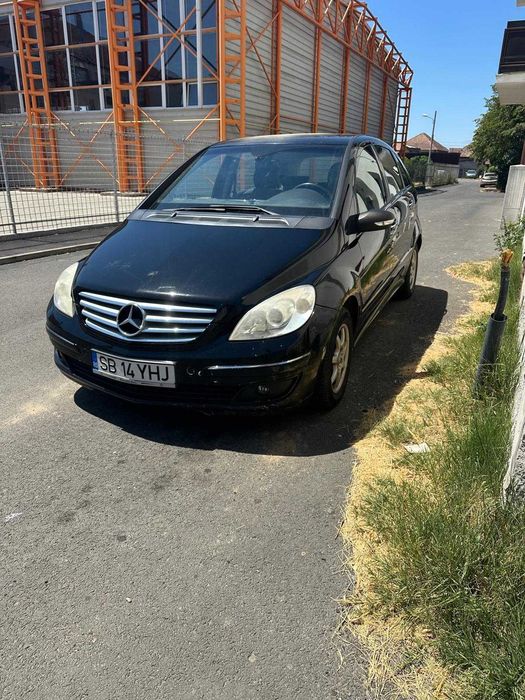 Vând Mercedes B-Klasse, 1.7 benzină, 2006, cu probleme/pt. dezmembrări