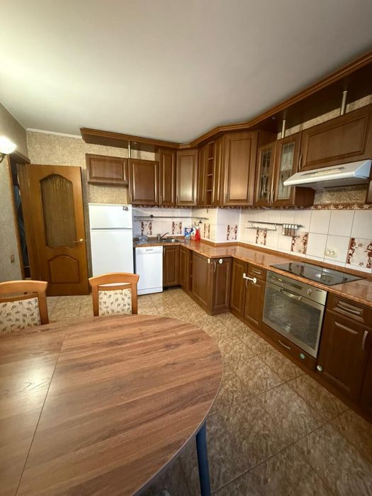 Срочно продам 3 комнатную квартиру новой  планировки