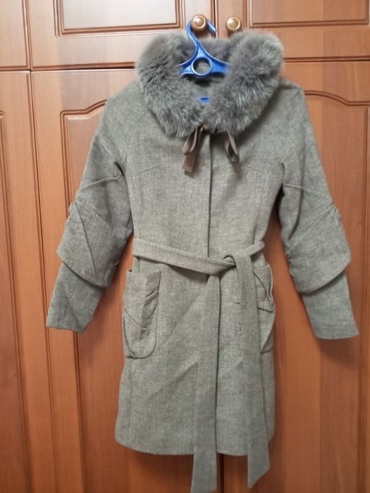 Ayollar kiyimi sotiladi