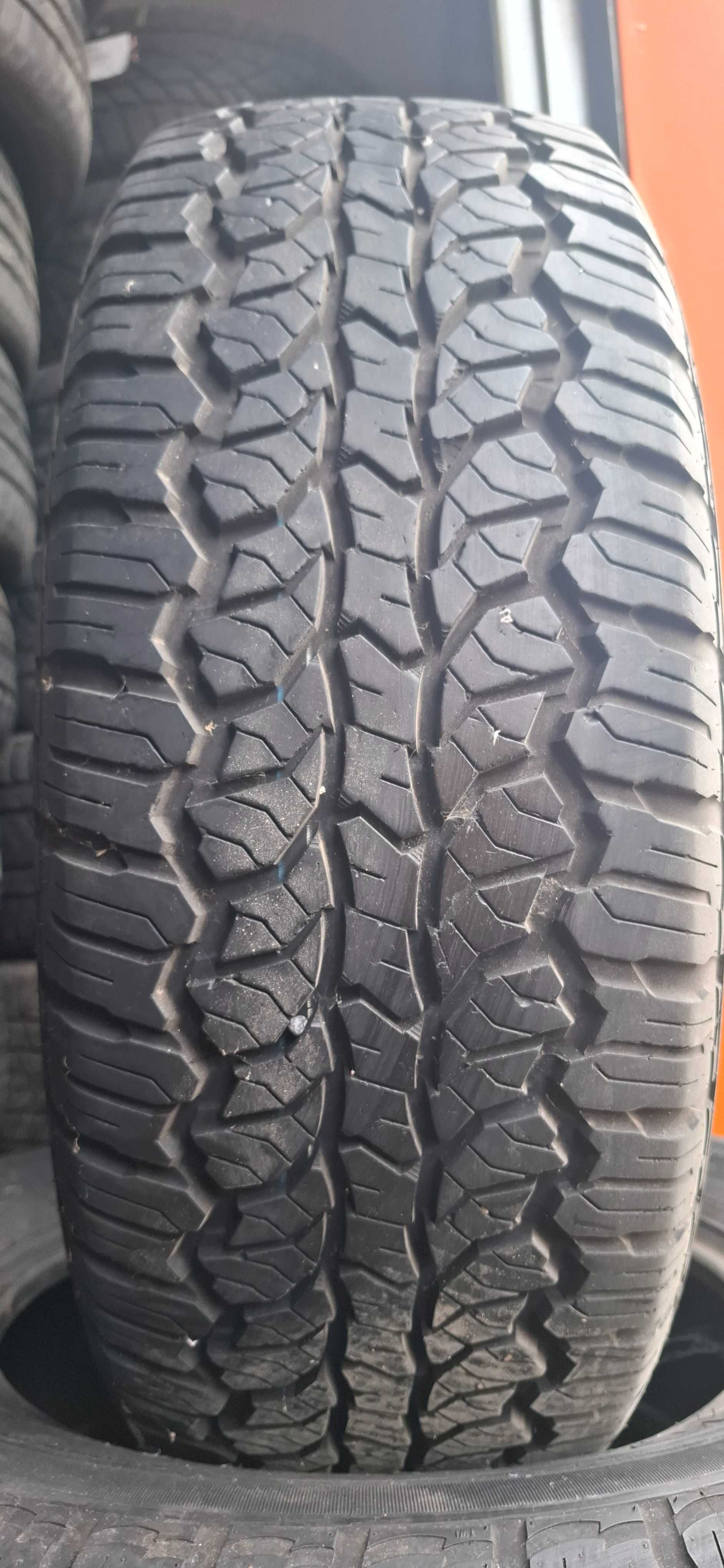 4бр. 245/65/17 Lanvigator 7.3mm грайфер, дот 20г. Предлагаме монтаж
