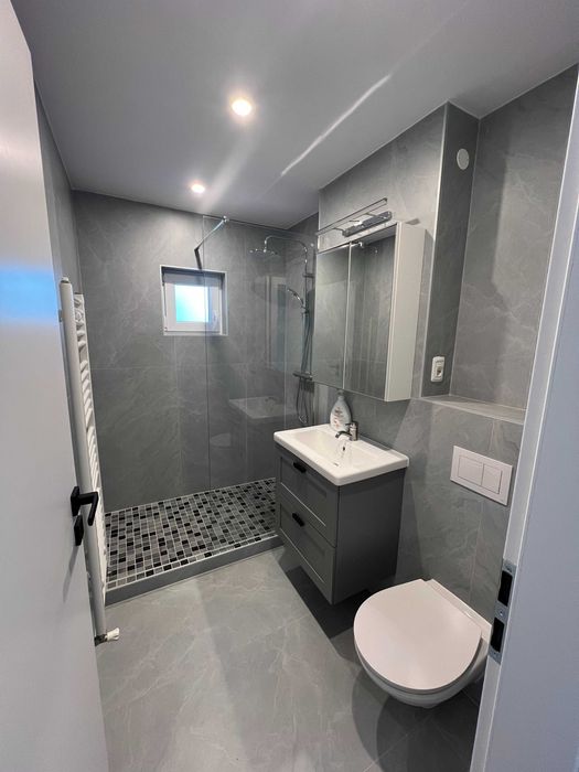 Proprietar inchiriez apartament 2 cam mobilat si utilat in Girocului