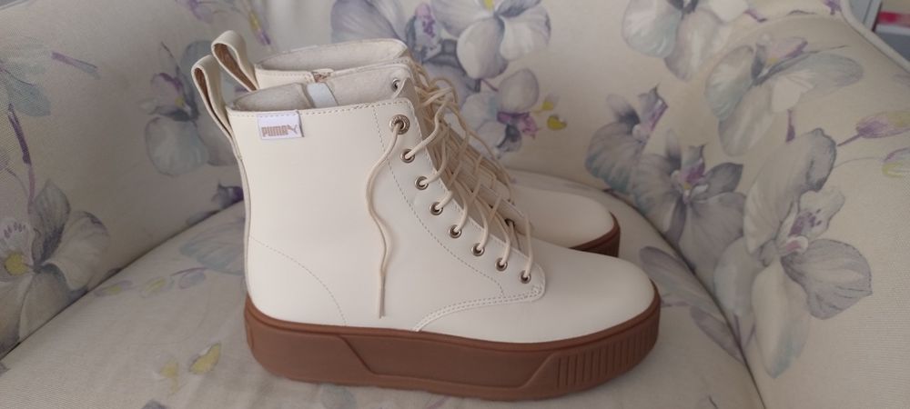 Страхотни дамски боти Puma