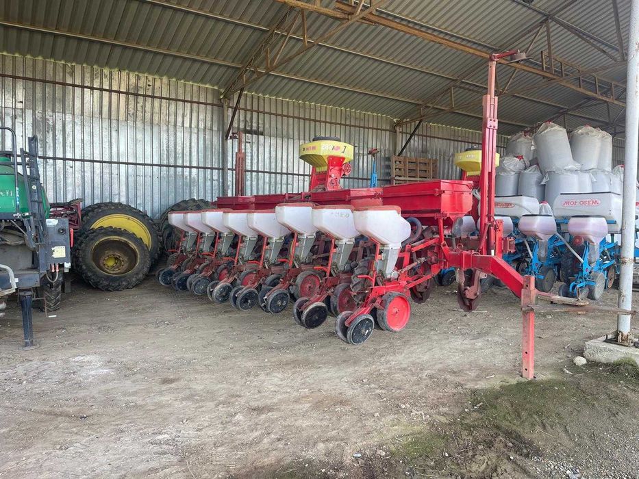 Semanatoare Gaspardo 8R