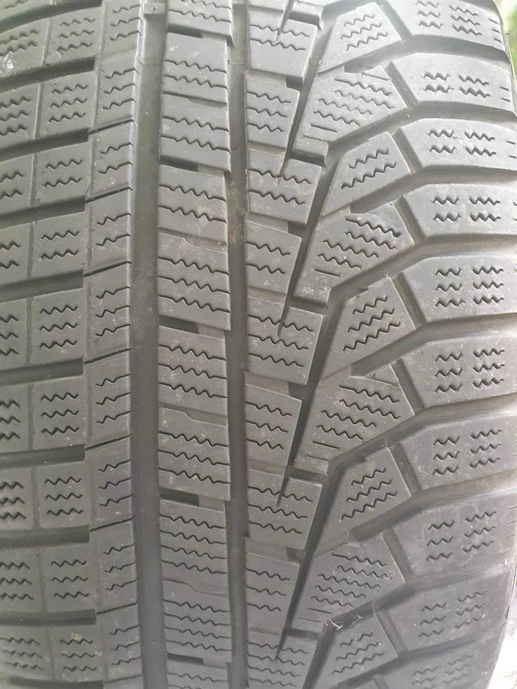 Anvelope/Cauciucuri 225 60 R17 Hankook Icept Evo 2