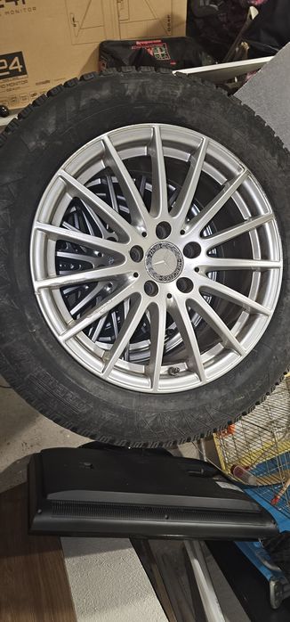 Джанти с гуми за мерцедес w222