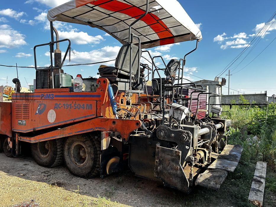 Продам Асфальтоукладчик