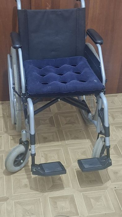 Инвалидная коляска
