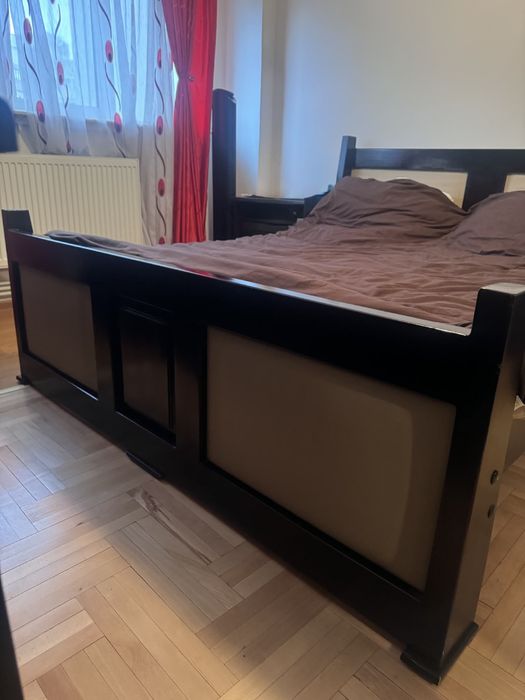 Anunț Vânzare Set Mobilă din Lemn Masiv