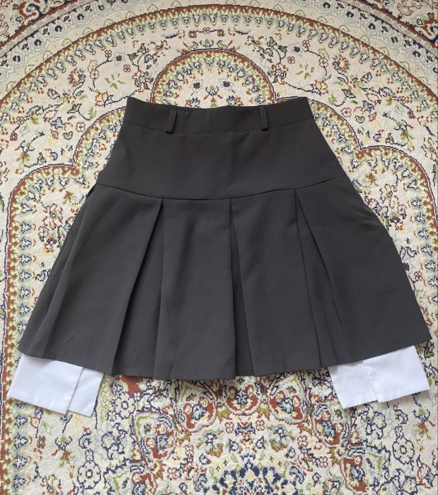 Продам юбку, брюки, шорты