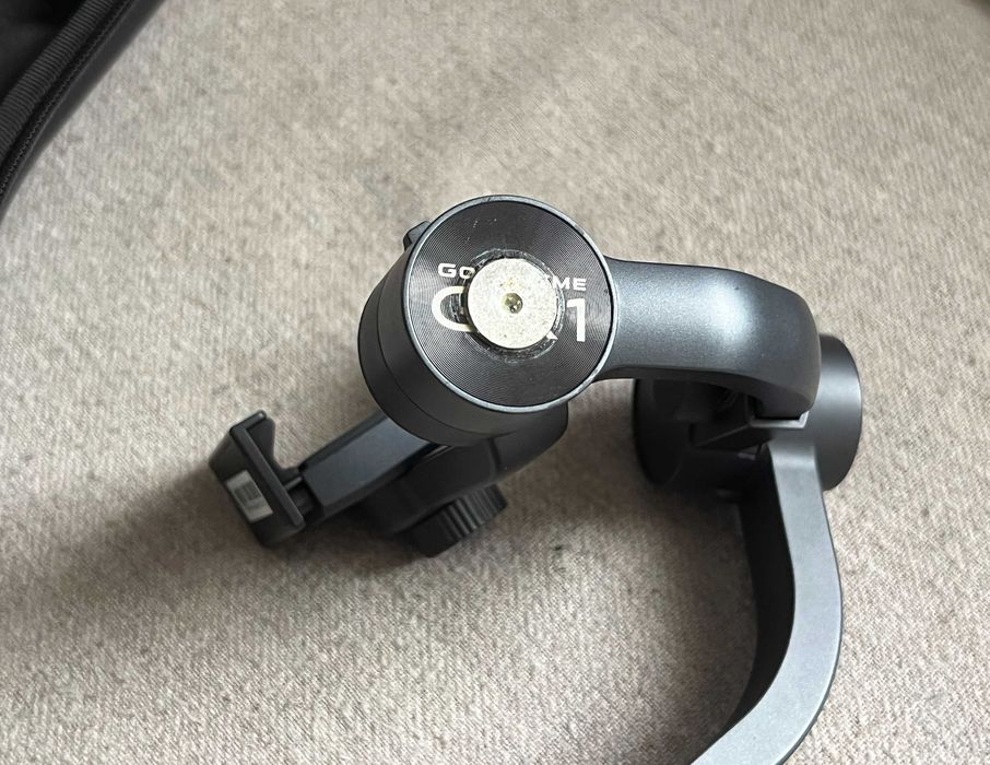 Gimbal stabilizator telefon 3 axe cu acumulator functional cu husa