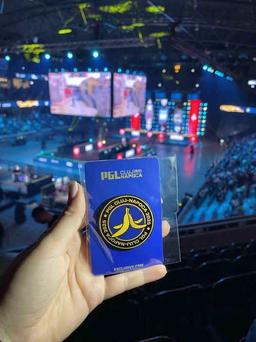 Ecuson pin PGL Cluj-Napoca  2025 originale sigilate