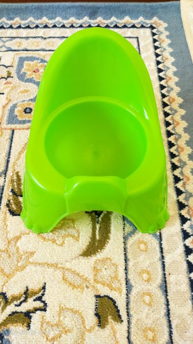 Детский горшок..