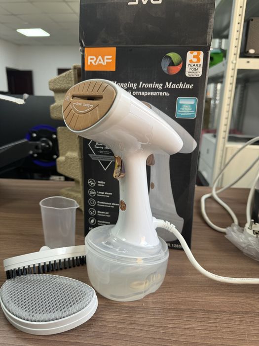 Отпариватель RaF 128W белый
