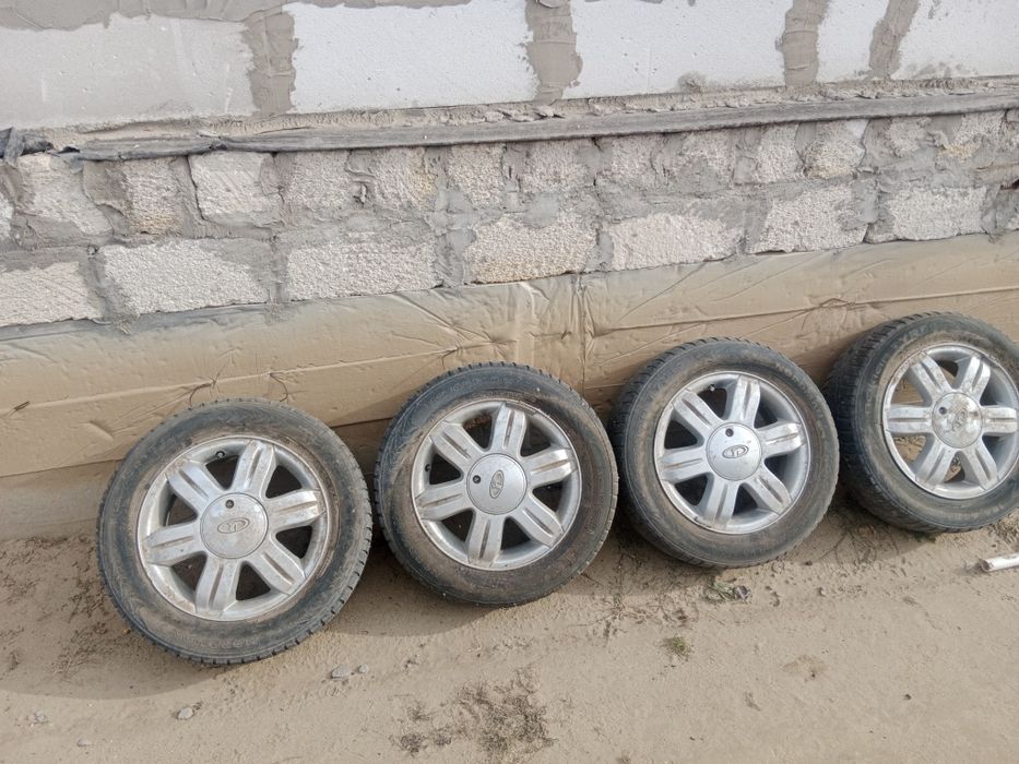 Шины зимняя хорошая