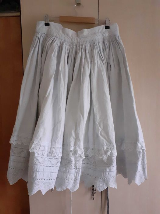 Poale costum popular, tesute in razboi