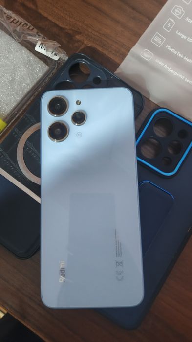 Redmi 12. Ram 8. Rom 256