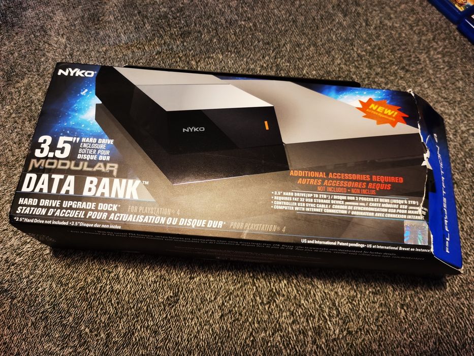 Data bank Playstation 4 pentru HDD 3.5"