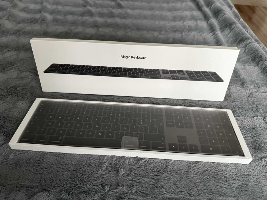 Apple Magic Keyboard with numeric keypad A1843 NOU, Resigilat