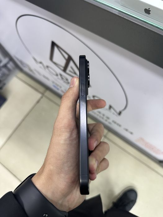 iPhone 15 Pro Max 256 Black Titanium!