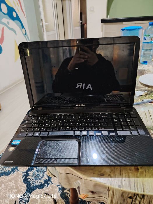 Toshiba Satellite L850 части