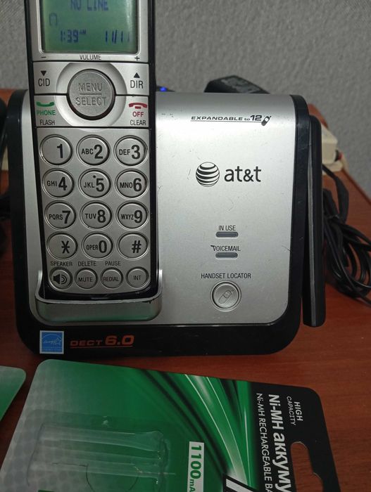 Продам радиотелефон три трубки на один телефонный номер.