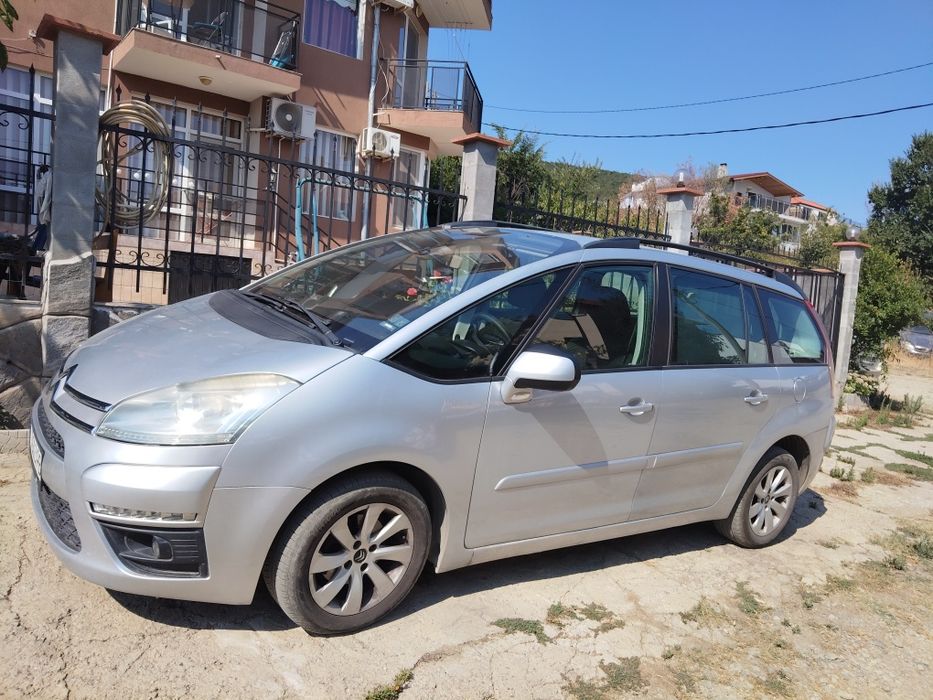 Продавам citroen c4 grand picasso