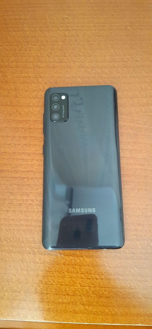 Продам Samsung A41