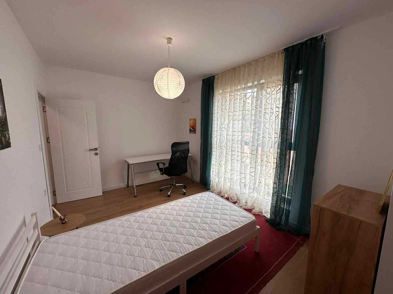 Дава се под наем Тристаен апартамент в Пловдив, Кършияка - 100 кв.м за 612 € - Снимка #6