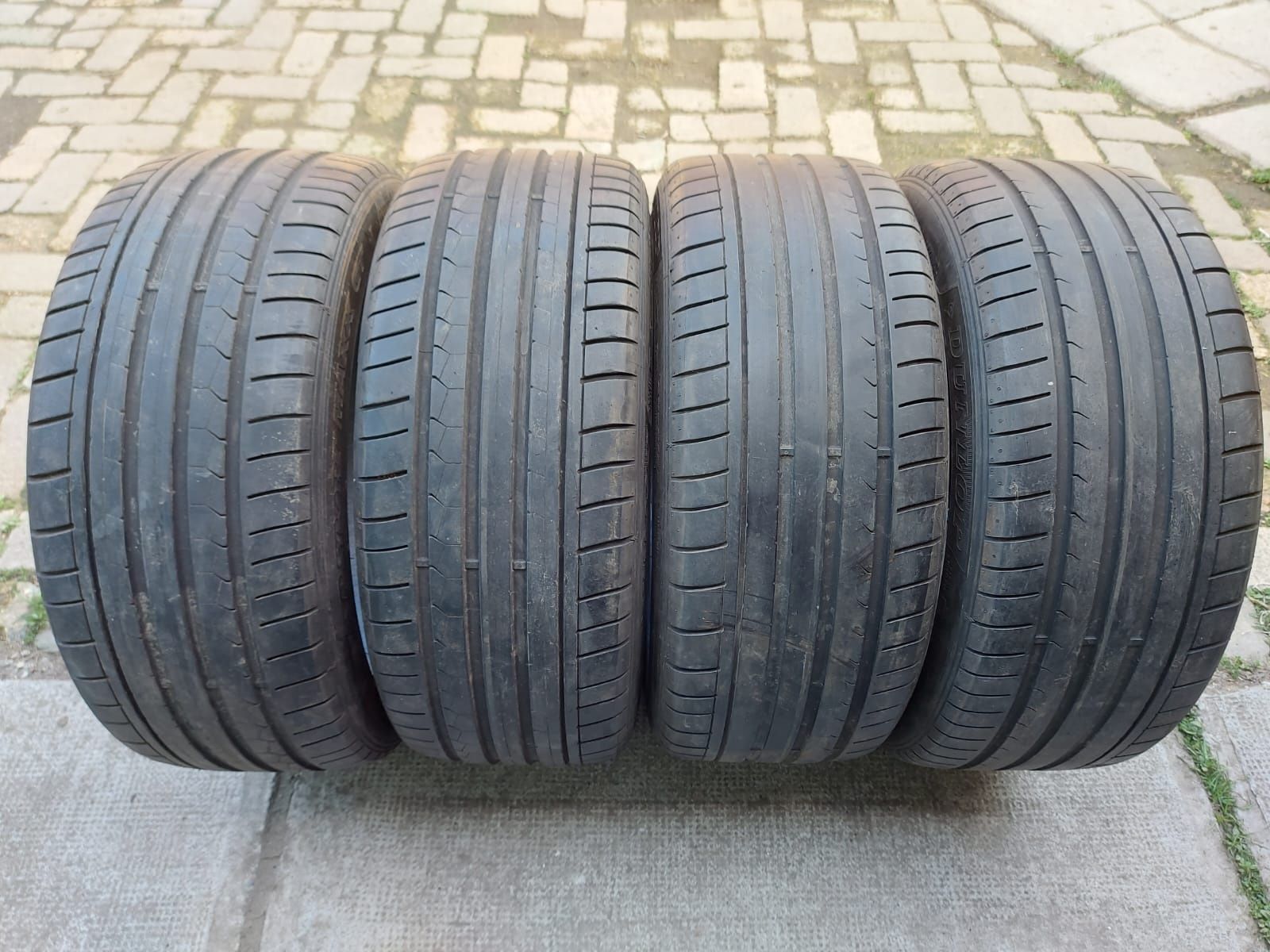 Set 4buc 245/40 R20 99Y Dunlop SP Sport Maxx GT J vară