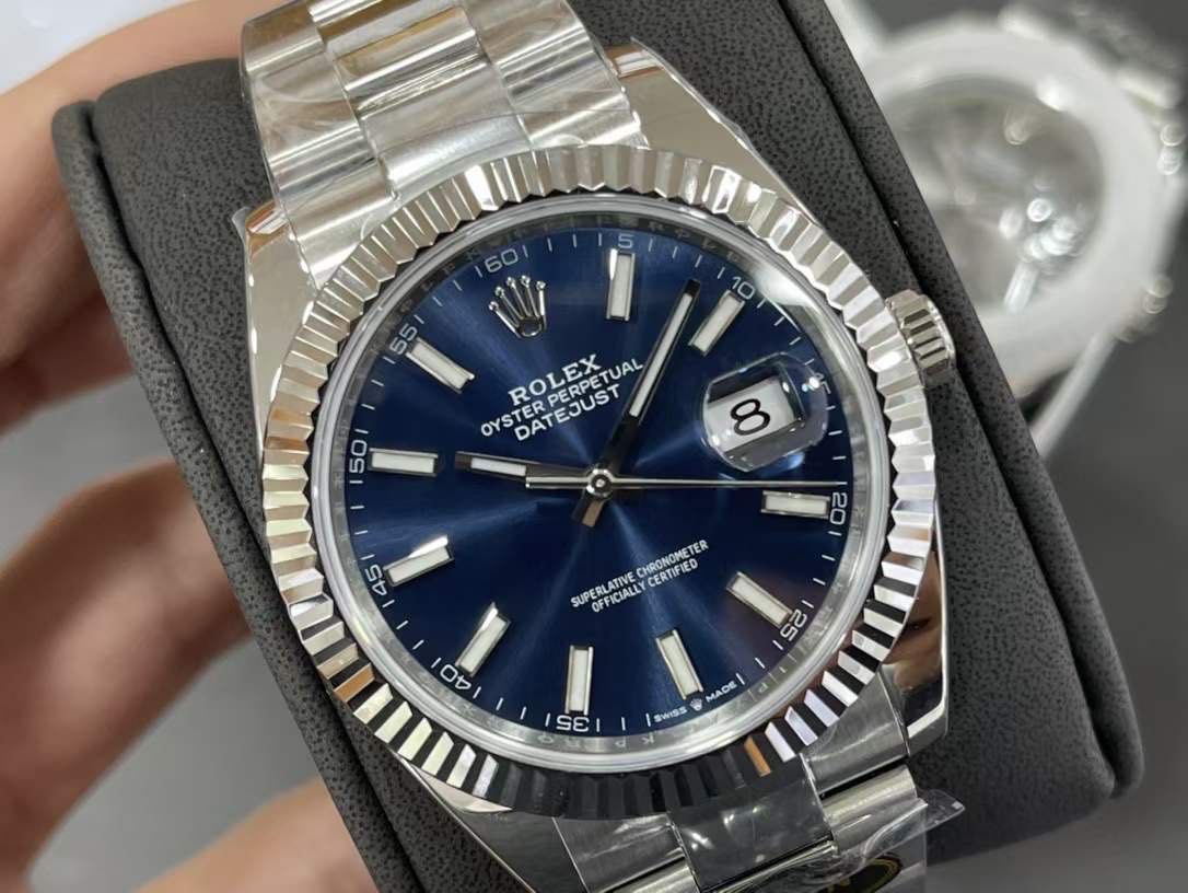 Rolex Datejust 41mm Silver / Collection