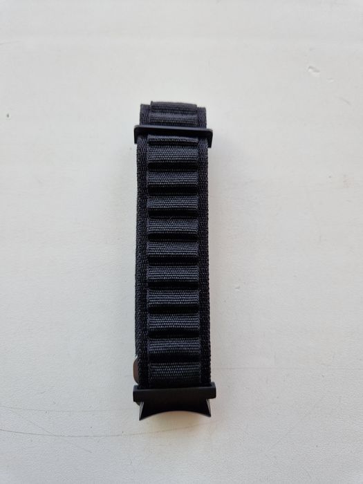 ремешок на Galaxy Watch 5