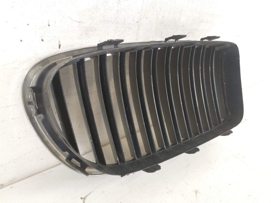 Grila Radiator Nara Stanga BMW Seria 5 F07/F10/F11 2009 2010 2011 2012