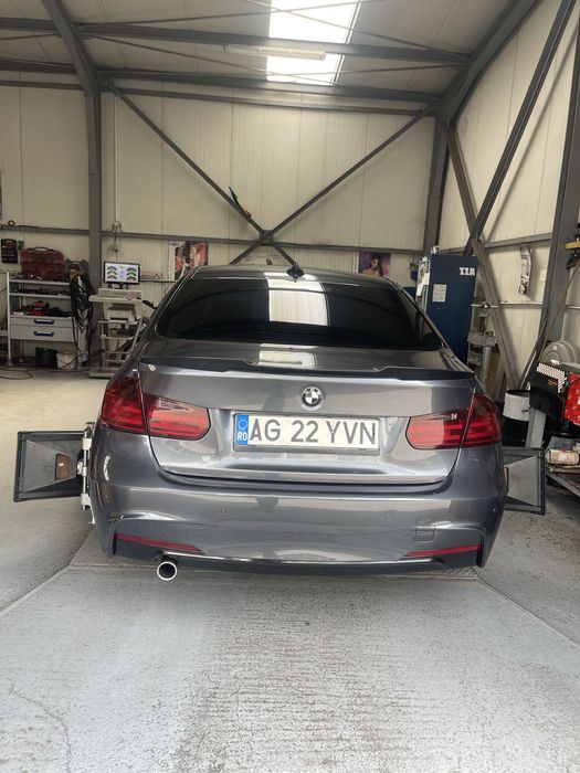 Vând Difuzor M bmw f10 si F30