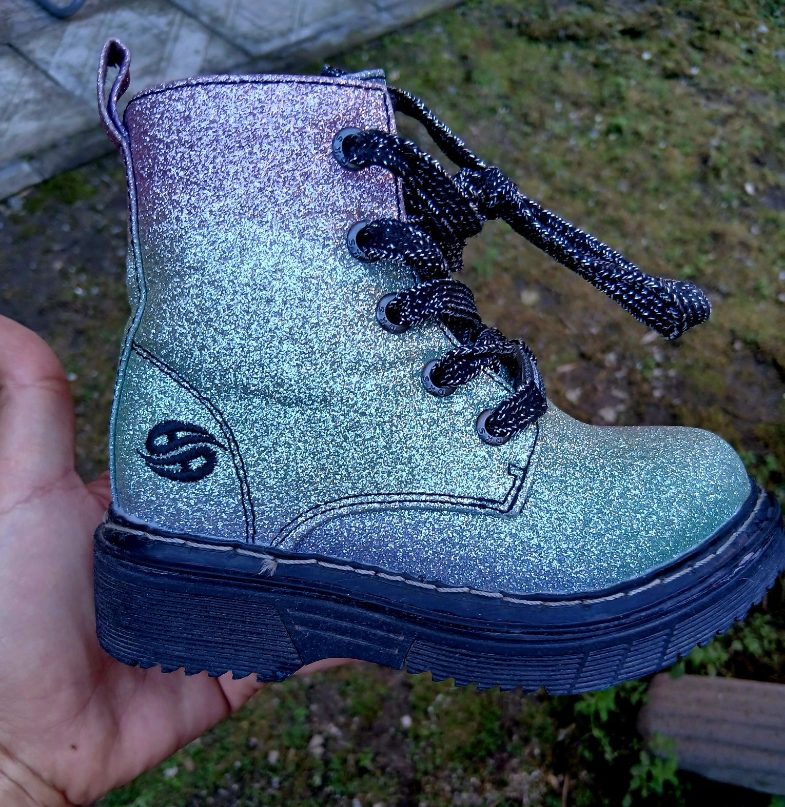 Децки боти Dockers